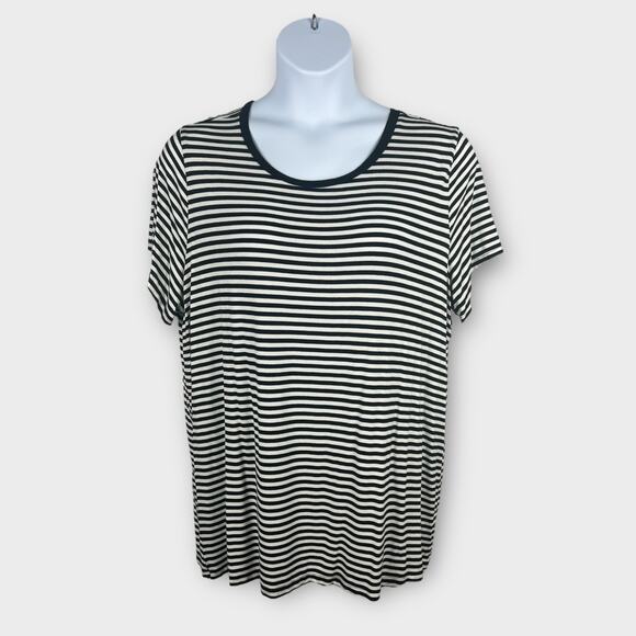 Torrid super soft knits round neck black white horizontal stripe t-shirt top 3X - Picture 1 of 5